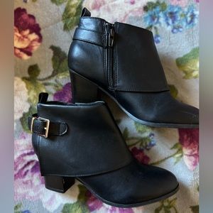 Thalia booties